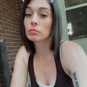 Meet your Posher, Ambrosia